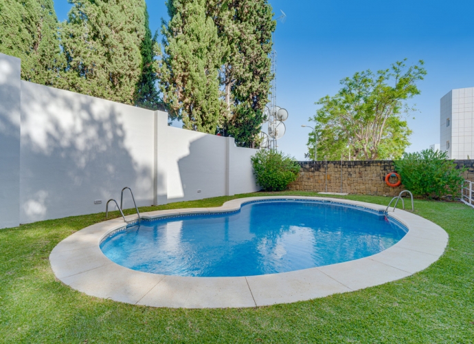 Apartamento Planta Baja en The Golden Mile - 8
