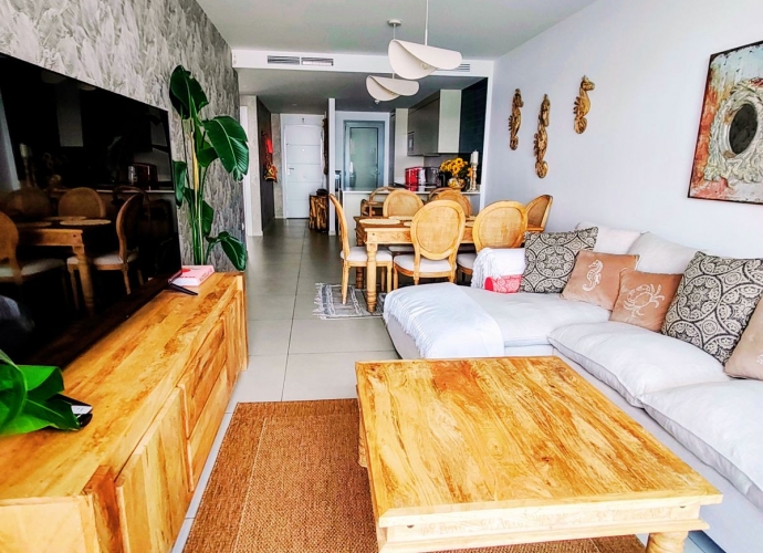 Apartment Middle Floor in Elviria - 2