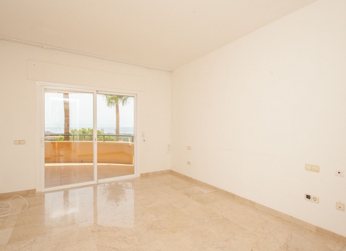 Apartment Middle Floor in Elviria - 7