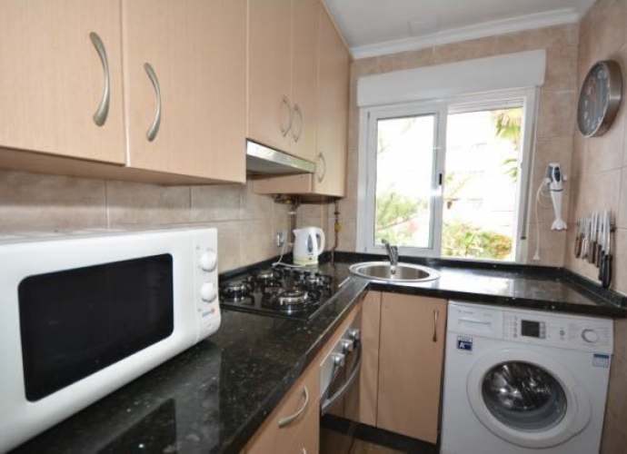Apartamento Planta Media en The Golden Mile - 8