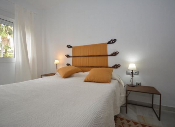 Apartamento Planta Media en The Golden Mile - 10