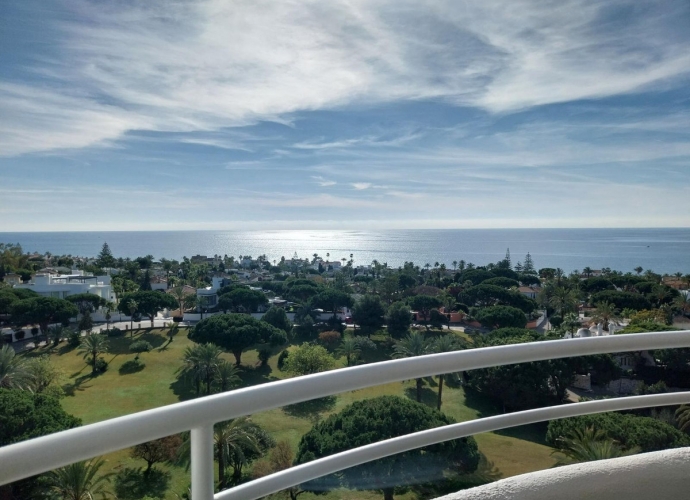 Studio Penthouse en Las Chapas - 2