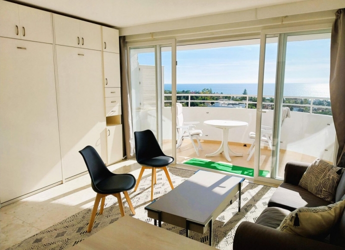 Studio Penthouse en Las Chapas - 4