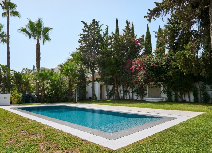 Villa Detached in Sierra Blanca - 6