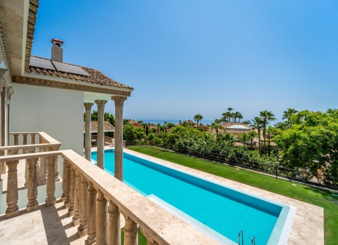 Villa Detached in Sierra Blanca - 4