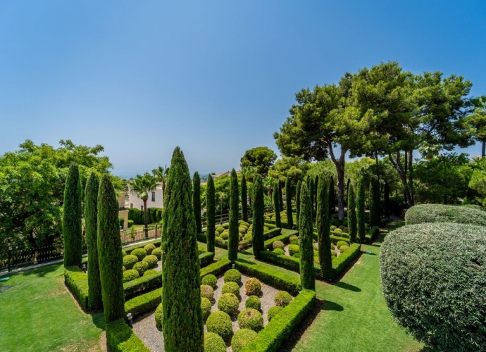 Villa Detached in Sierra Blanca - 8