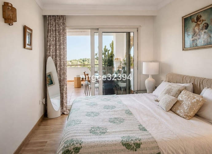 Apartment Middle Floor in Sierra Blanca - 8