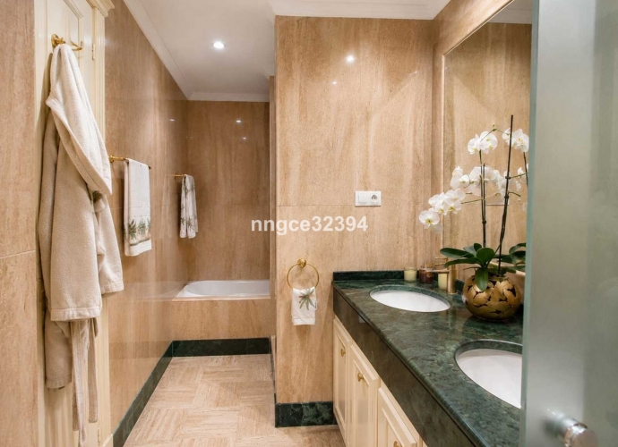 Apartment Middle Floor in Sierra Blanca - 9