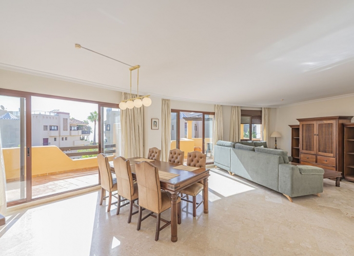 Apartamento Planta Media en Costalita - 3