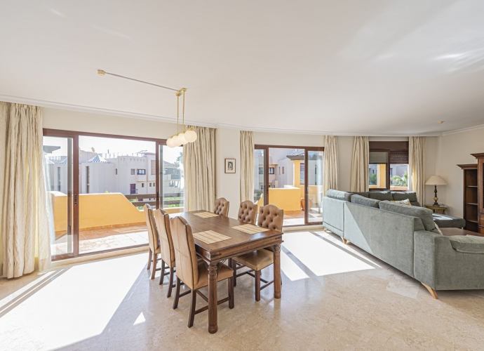 Apartamento Planta Media en Costalita - 8