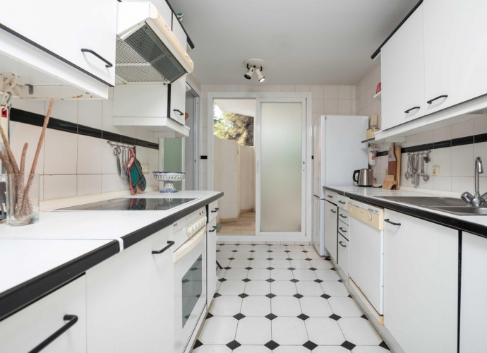 Appartement milieu d’Etage situé à Río Real - 7
