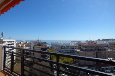 Apartment Middle Floor