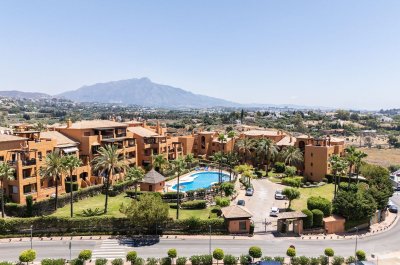 Apartment Middle Floor