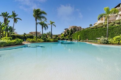 Apartment Middle Floor