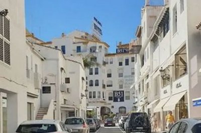 Commercial Parking Space