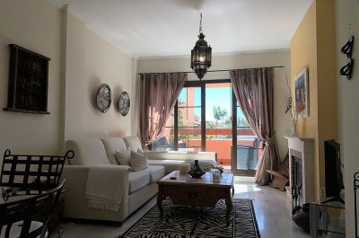 Apartment Middle Floor