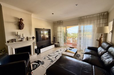 Apartment Middle Floor