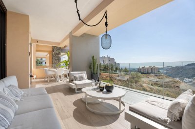 Apartment Middle Floor