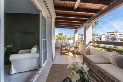 Apartment Middle Floor