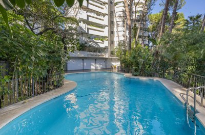 Apartment Middle Floor