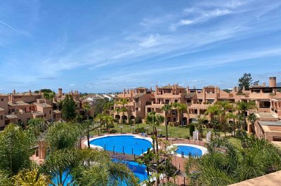 Apartment Middle Floor