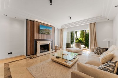 Apartment Middle Floor