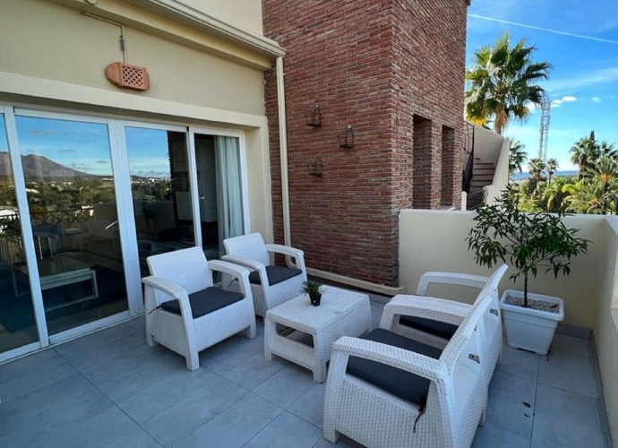 Apartment Penthouse in New Golden Mile - 4