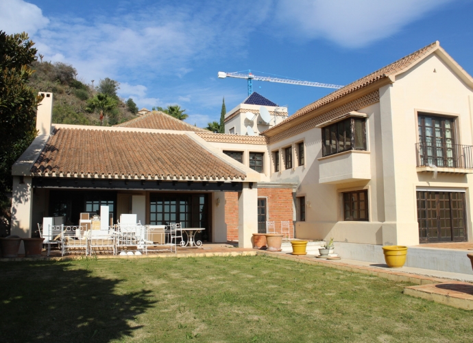 Villa Independiente en Monte Halcones - 5