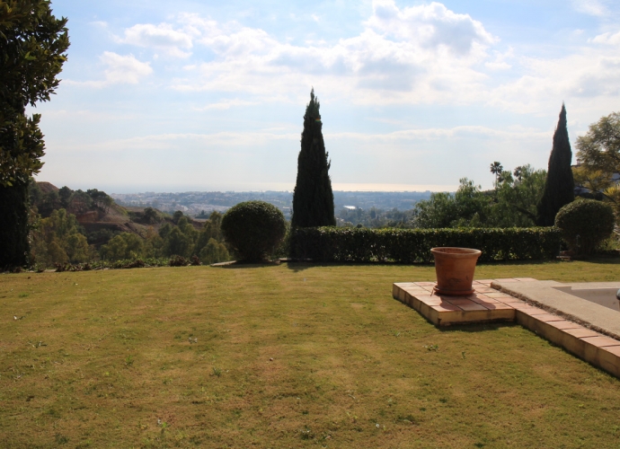 Villa Independiente en Monte Halcones - 9