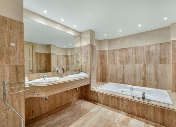 Apartamento Planta Baja en Los Monteros - 5