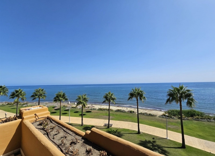 Apartamento Planta Media en New Golden Mile - 3