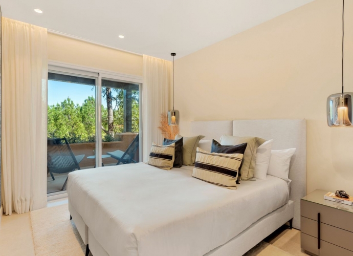 Apartamento Planta Media en New Golden Mile - 9