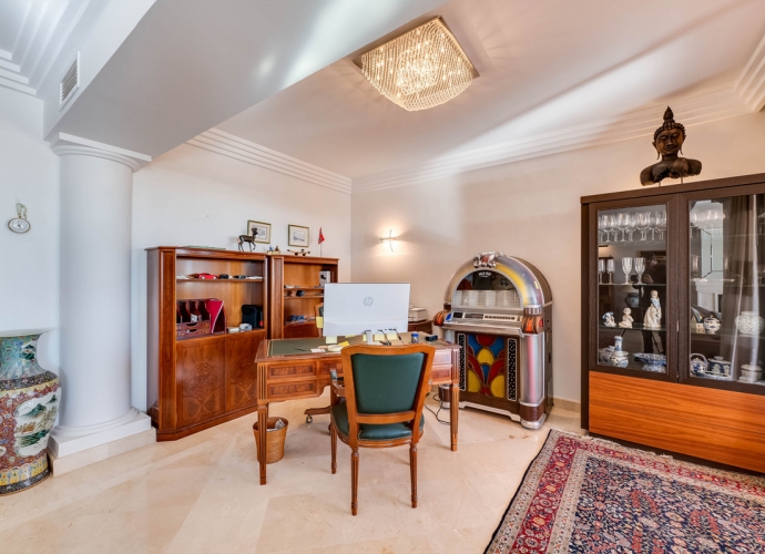 Apartamento Planta Media en Nueva Andalucía - 5
