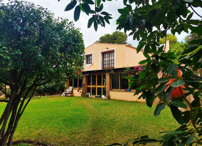 Villa Independiente en Cancelada - 2