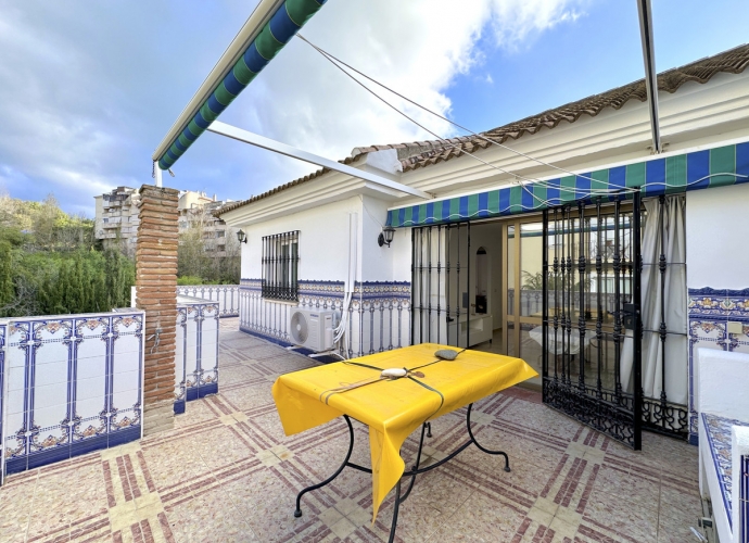 Apartment Penthouse in Estepona - 1