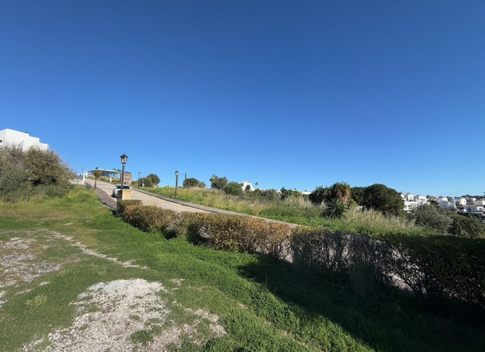 Plot Land in Estepona - 1