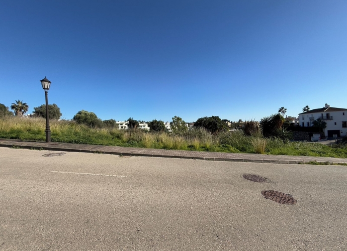 Plot Land in Estepona - 2