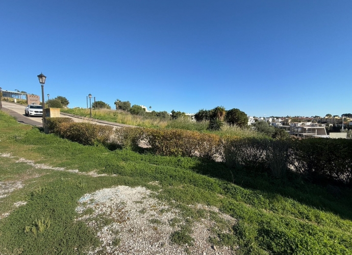 Plot Land in Estepona - 4
