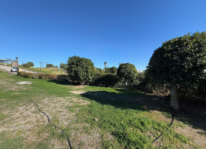 Plot Land in Estepona - 10