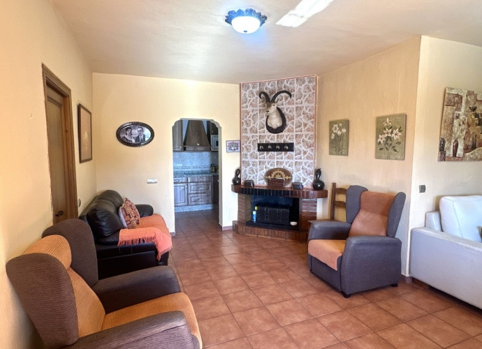 Villa Detached in Estepona - 4