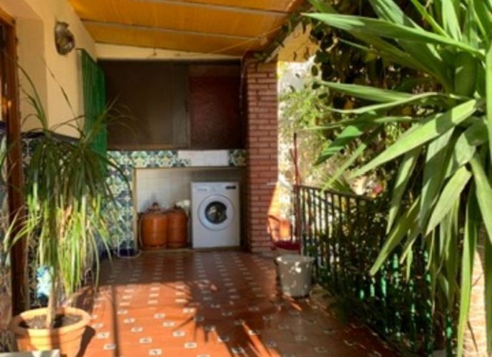 Villa Semi Detached in Estepona - 1