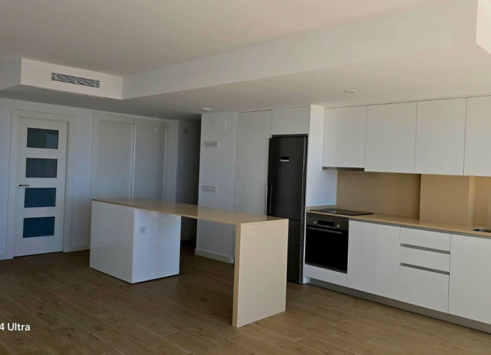 Apartment Middle Floor in Estepona - 4