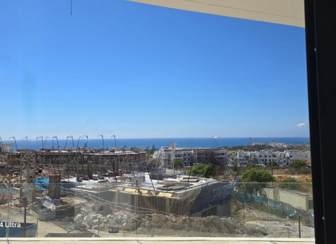 Apartment Middle Floor in Estepona - 8
