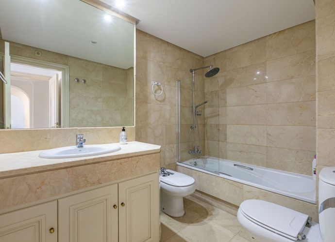 Apartamento Planta Media en Puerto Banús - 9