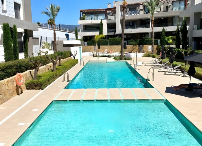 Apartamento Planta Baja en Cancelada - 1