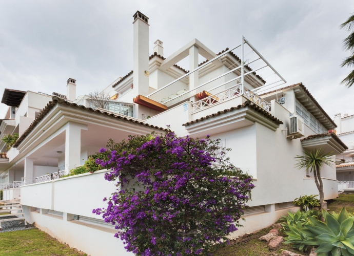 Apartamento Planta Media en Río Real - 1