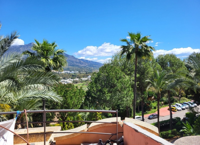 Apartment Middle Floor in Nueva Andalucía Magna Marbella  - 7