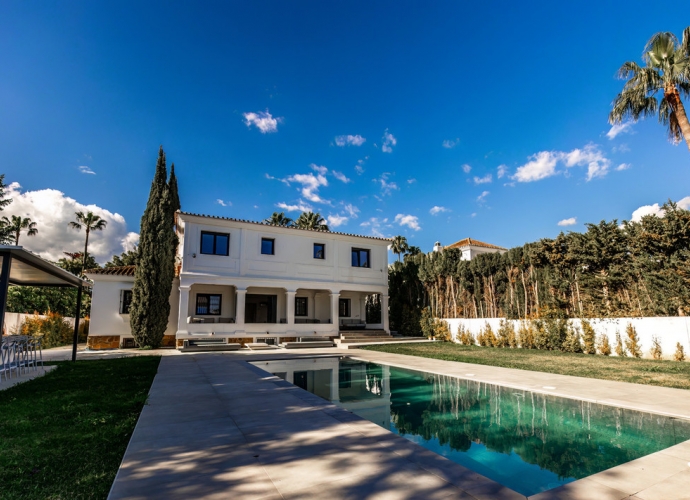 Villa indépendante situé à Nueva Andalucía Villas en Nueva Andalucia  - 1