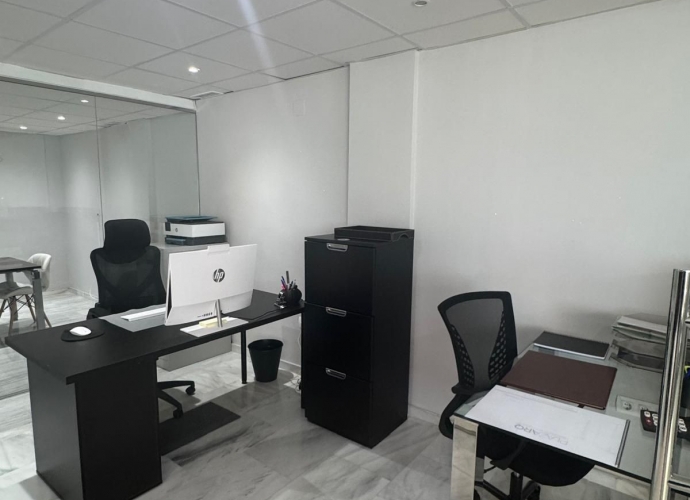 Commercial Office in Nueva Andalucía Magna Marbella  - 5
