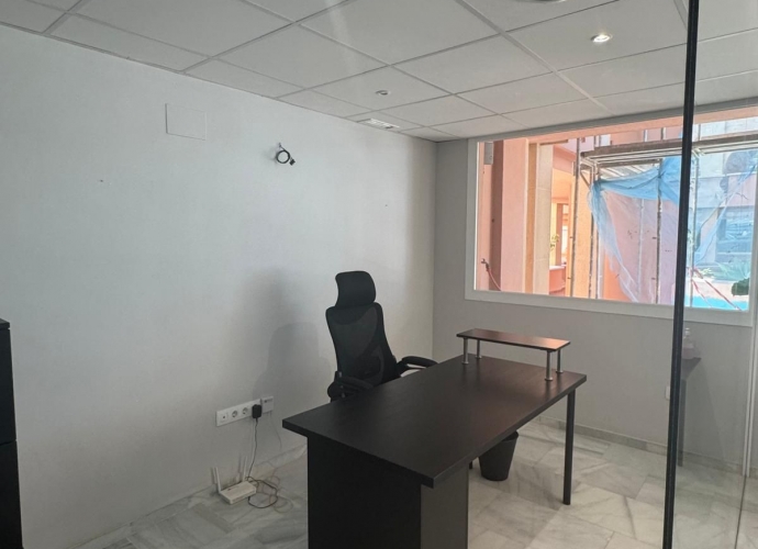 Commercial Office in Nueva Andalucía Magna Marbella  - 6